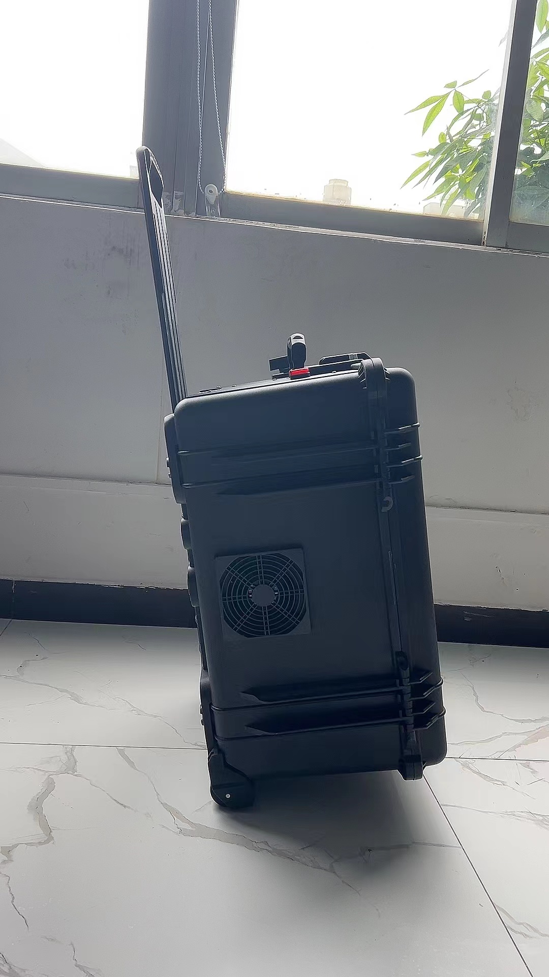 河北手拉箱型移动通信干扰器